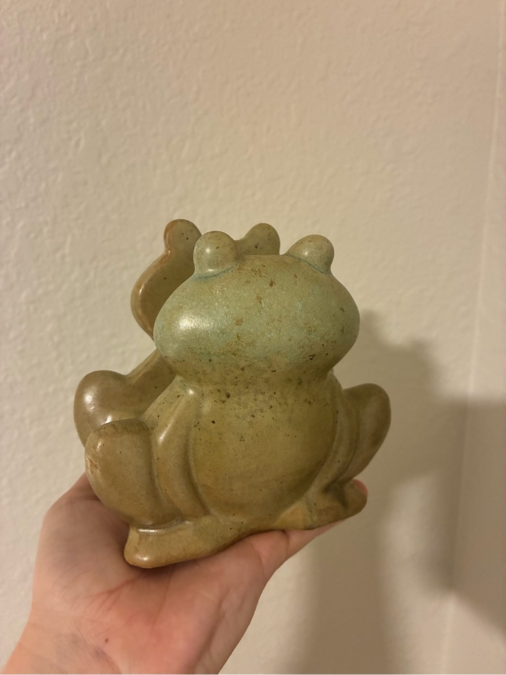 Green Ceramic Frog Figurine Napkin Holder - Decorative Home Accent